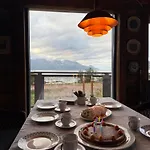 Lyngen Biarnes- Nordreisa Feriehus