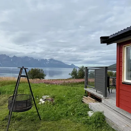 Holiday home Lyngen Biarnes- Nordreisa *