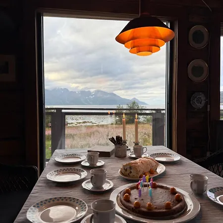 Lyngen Biarnes- Nordreisa Holiday home