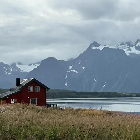 Holiday home Lyngen Biarnes- Nordreisa