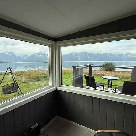 Lyngen Biarnes- Nordreisa Holiday home *