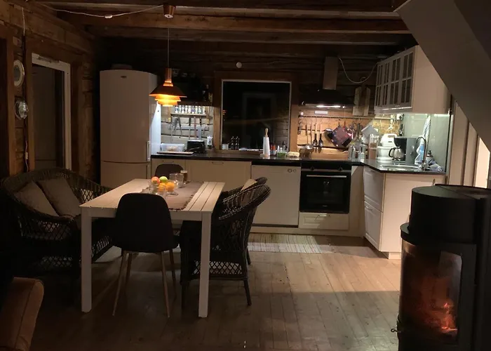 Дом отдыха Lyngen Biarnes- Nordreisa Rotsund