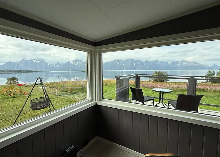 Lyngen Biarnes- Nordreisa Дом отдыха *