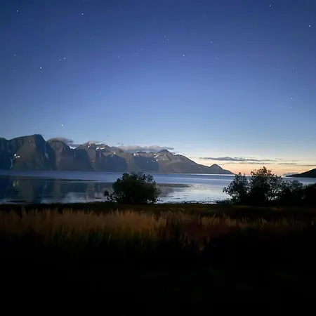 Lyngen Biarnes- Nordreisa Feriehus